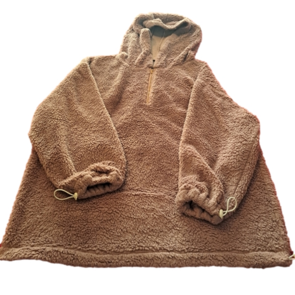 Women's sz L sherpa type pullover with top zipper. Has pockets & hood. GUC